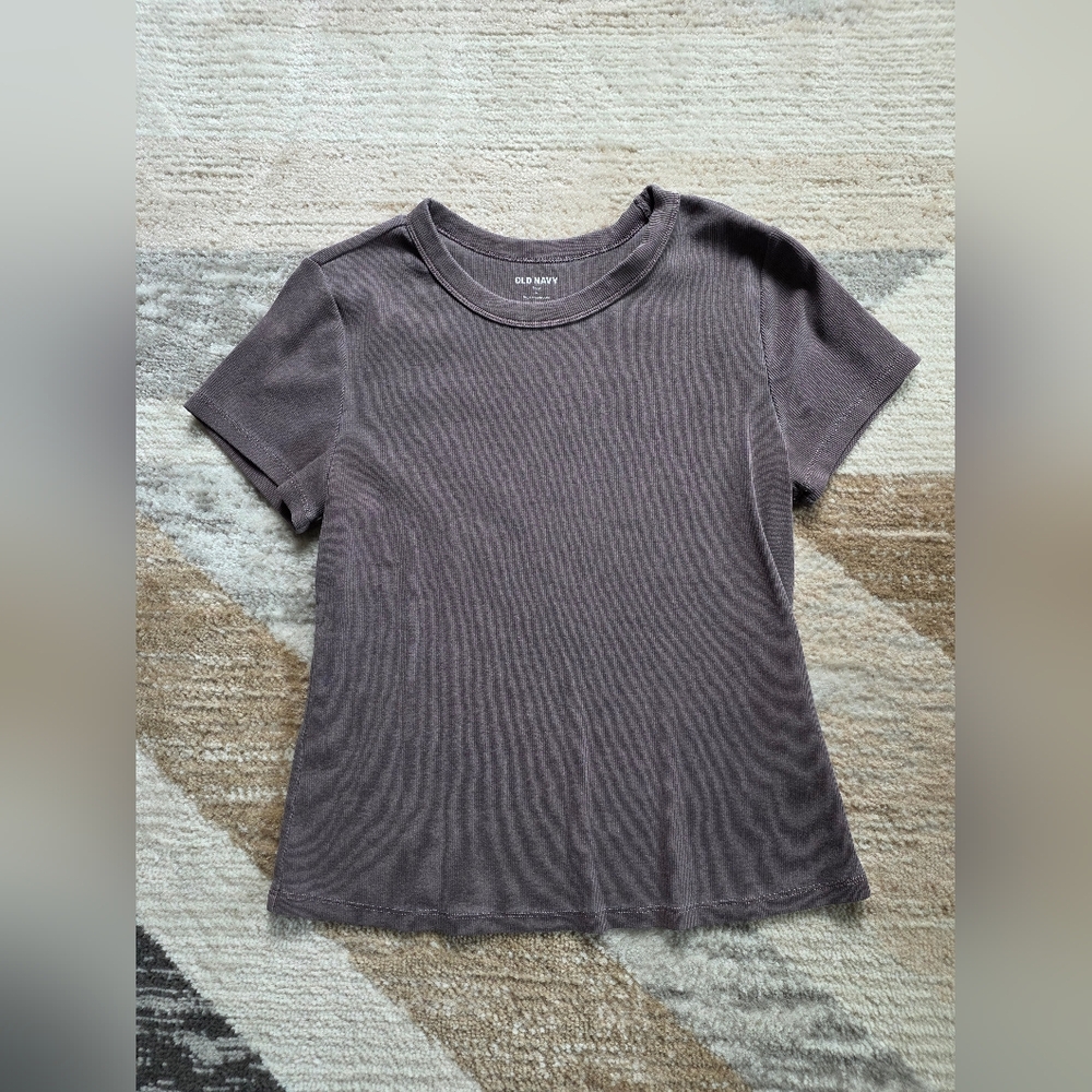 Old Navy Charcoal Short Sleeve Tee